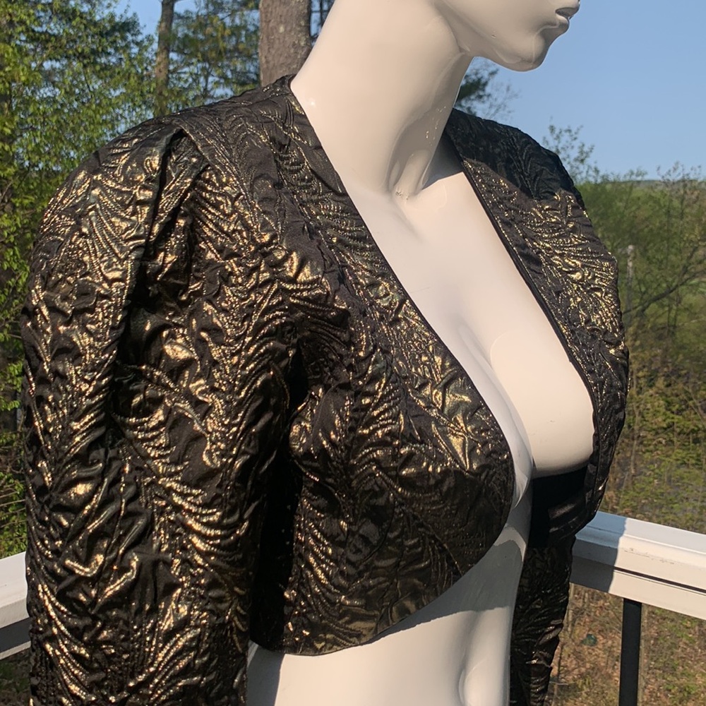 80’s METALLIC CROPPED QUILTED BOLERO SHRUG COVERUP PUFFED SLEEVE SHOULDE…
